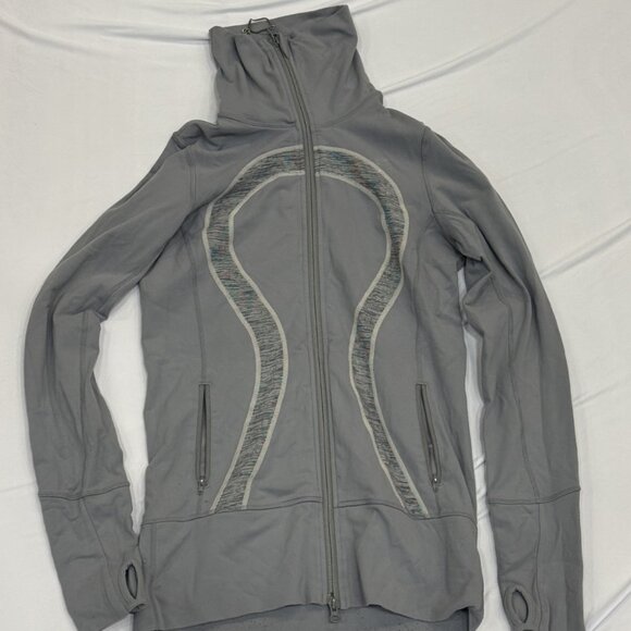 Lululemon Define Jacket – Grey with Patterned Trim – Size 6 - Picture 1 of 2